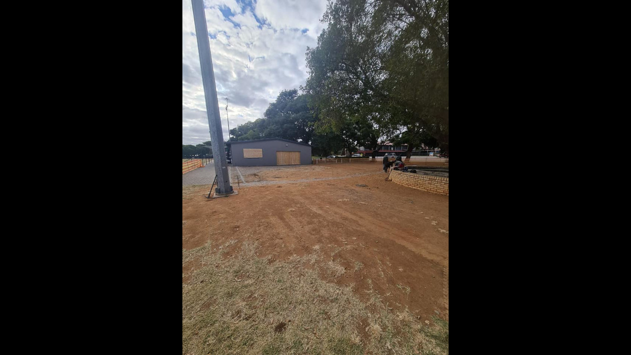 1ste Day of Construction (Bergsig)